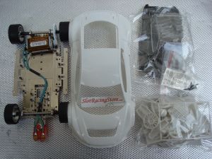 Scaleauto Audi LMS GT3 1/24 Kit completo con carrozzeria da dipingere